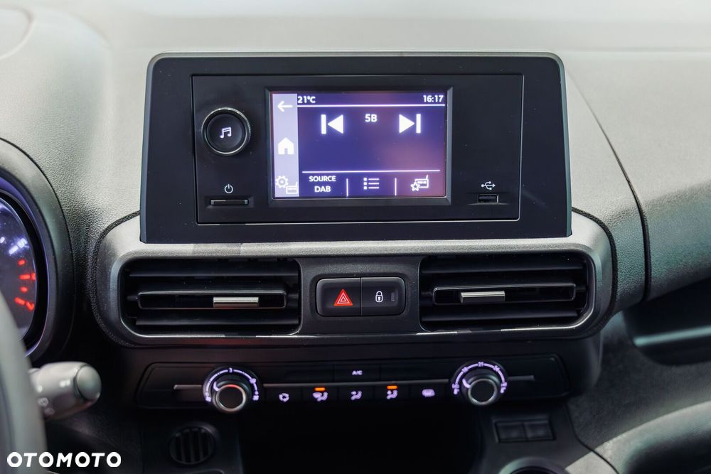 Toyota PROACE CITY - 38