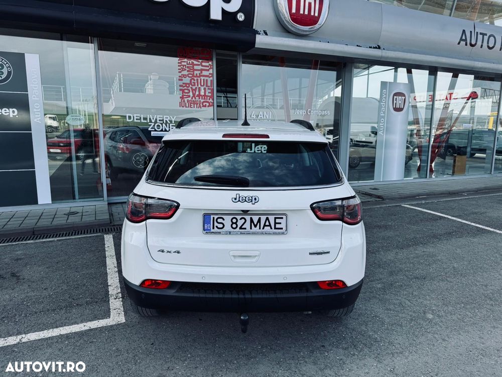 Jeep Compass 2.0 MultiJet Active Drive Longitude - 11