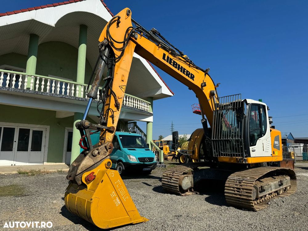 Liebherr R 920 Compact LC - 5