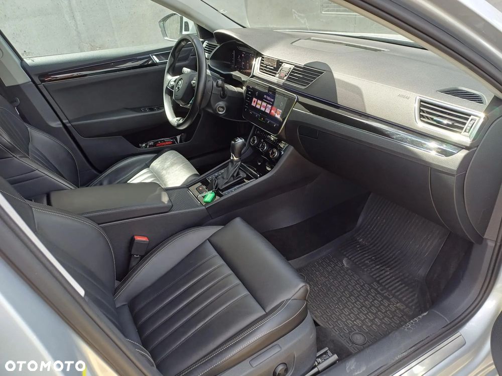 Skoda Superb 2.0 TDI SCR 4x4 L&K DSG - 7
