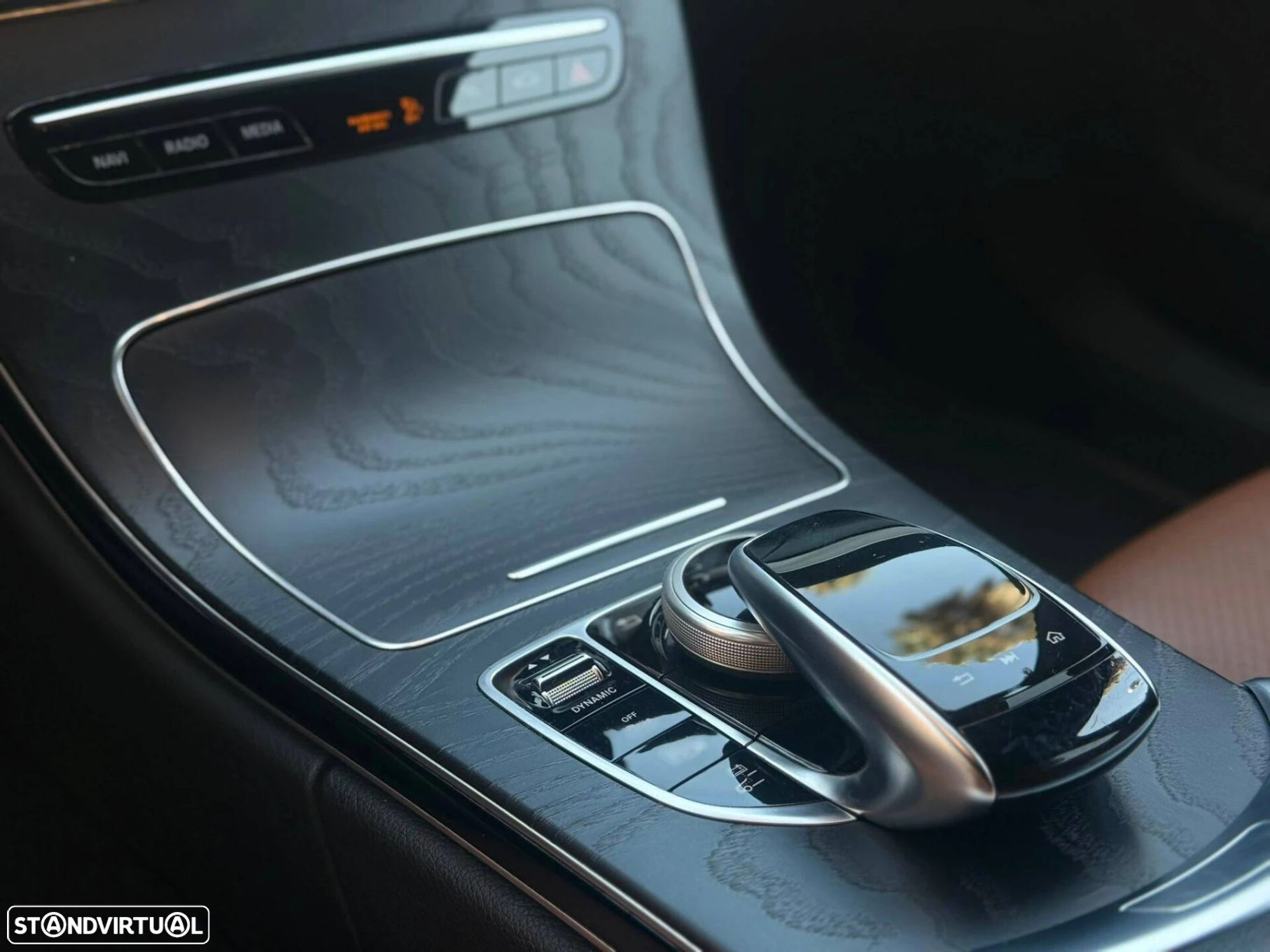 Mercedes-Benz C 300 de AMG Line - 6