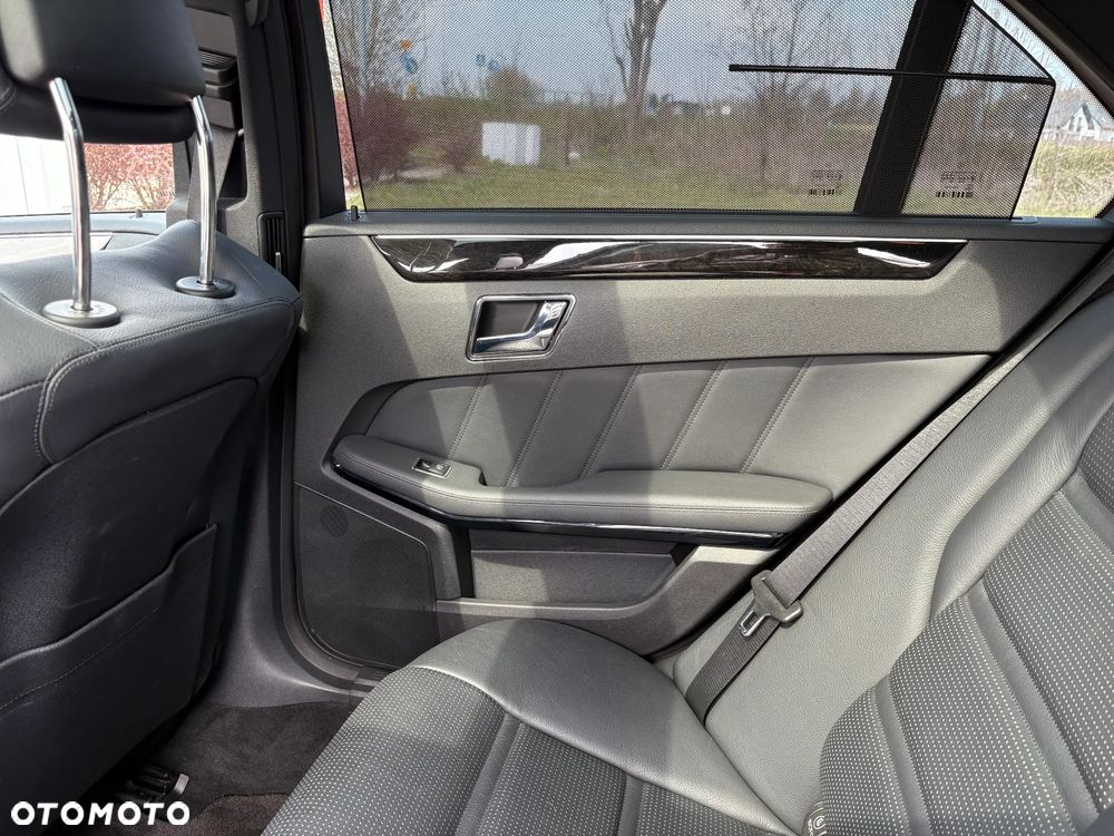 Mercedes-Benz Klasa E 63 AMG - 20
