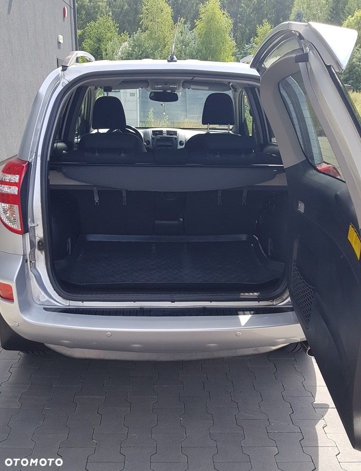 Toyota RAV4 - 19