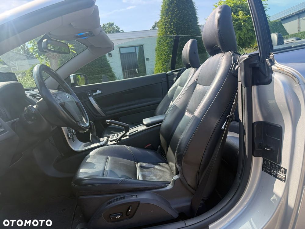 Volvo C70 2.0D Summum - 10