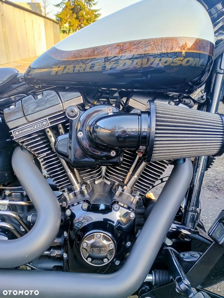 Harley-Davidson Softail Breakout - 6