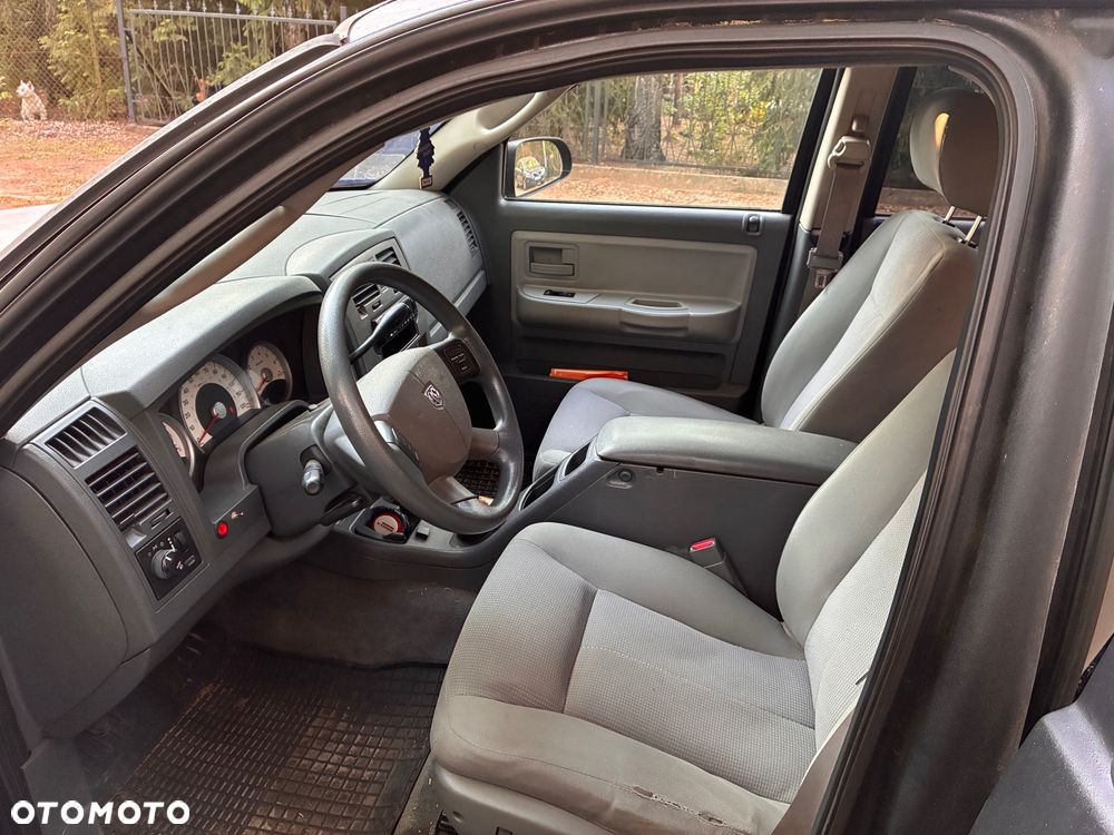 Dodge Dakota - 11