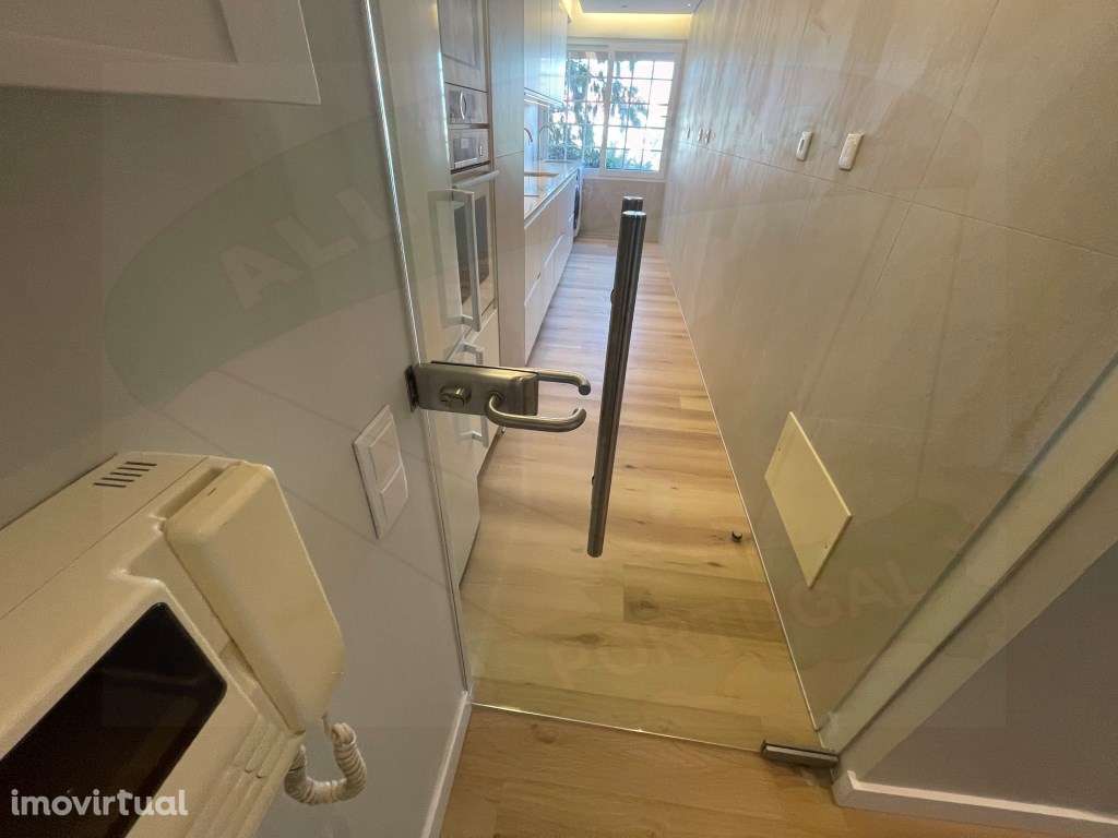 Apartamento T2 de Sonho no Bairro do Rosário, Cascais - Grande imagem: 3/56