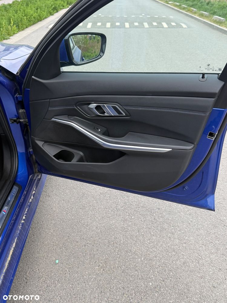 BMW Seria 3 320d xDrive M Sport sport - 20