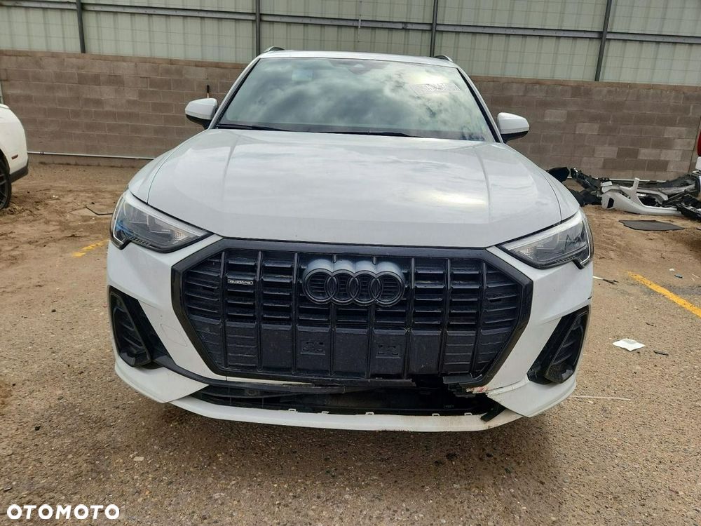 Audi Q3 45 TFSI Quattro S tronic S line - 2