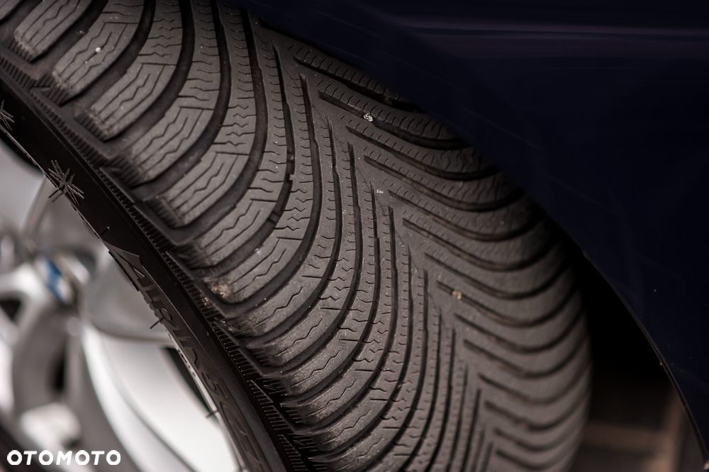 BMW Seria 5 525d - 16