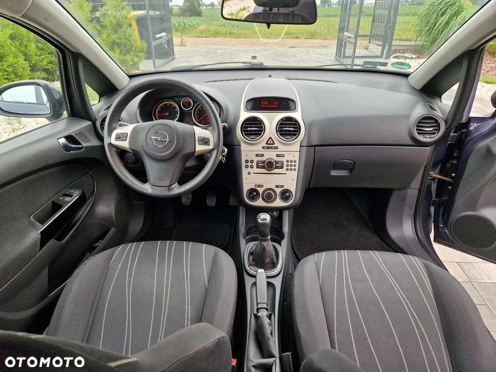 Opel Corsa 1.2 16V - 4