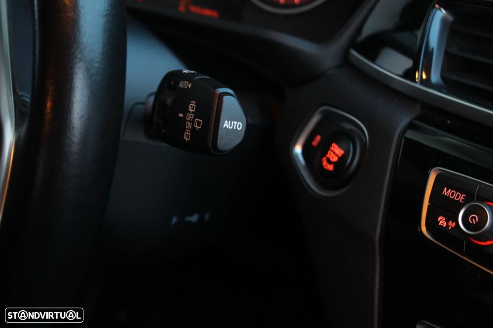 BMW X1 16 d sDrive Line Sport - 51