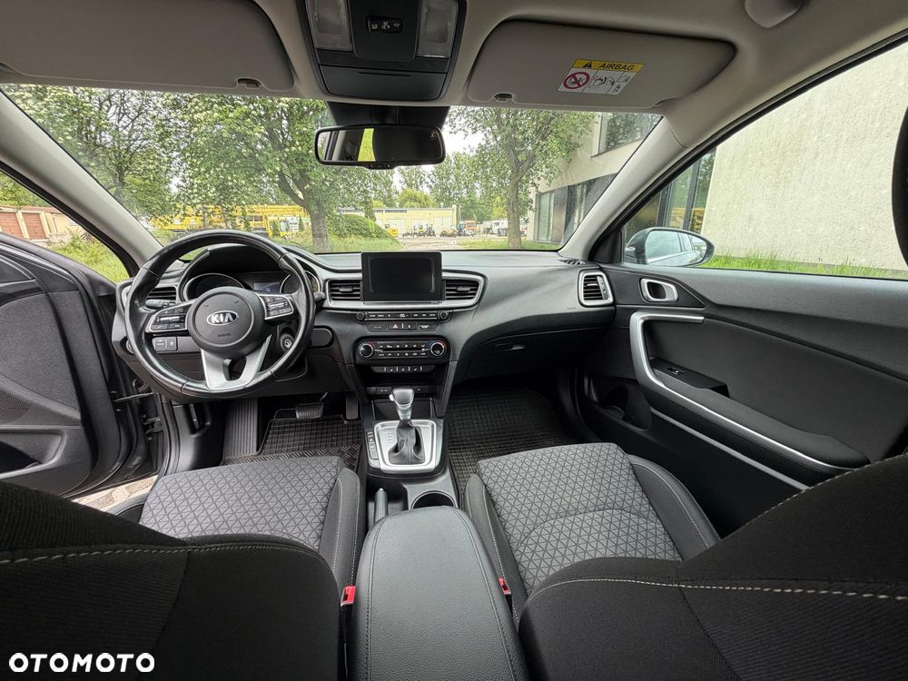 Kia Ceed 1.4 T-GDI DCT OPF Vision - 15