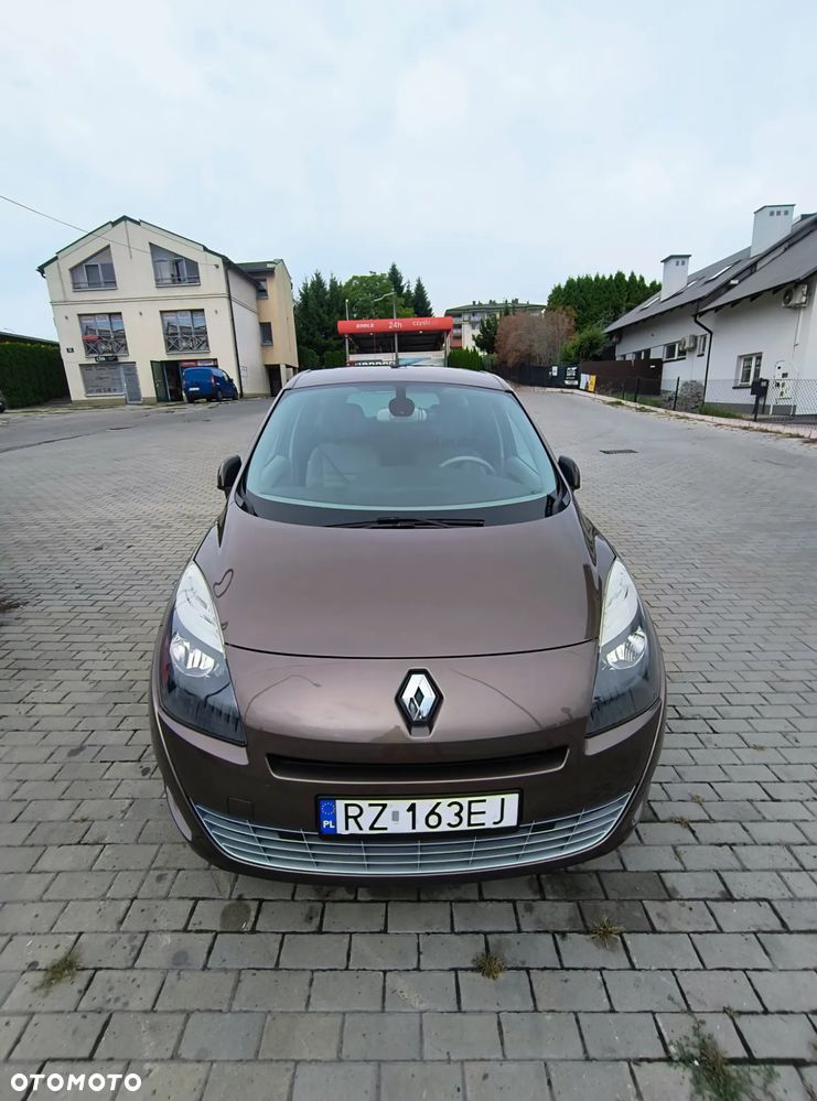 Renault Grand Scenic TCe 130 Bose Edition - 14