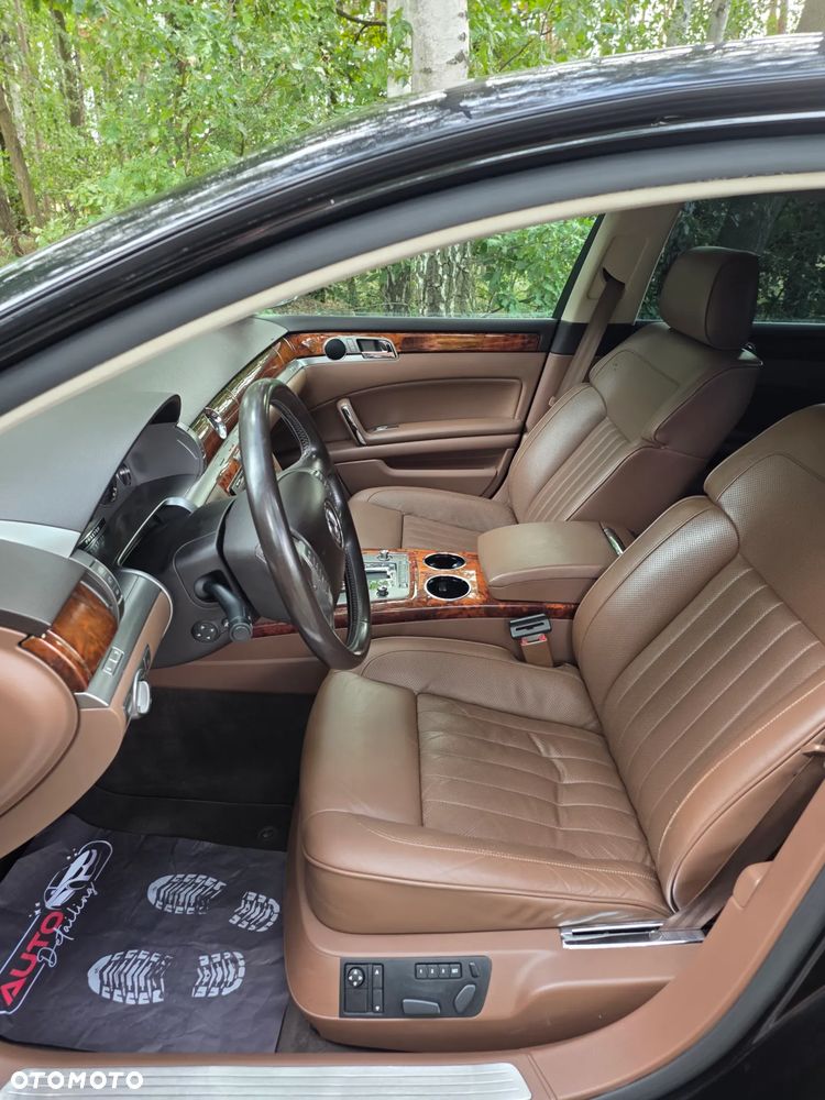 Volkswagen Phaeton 3.0 V6 TDI DPF 4Mot (5os) - 25
