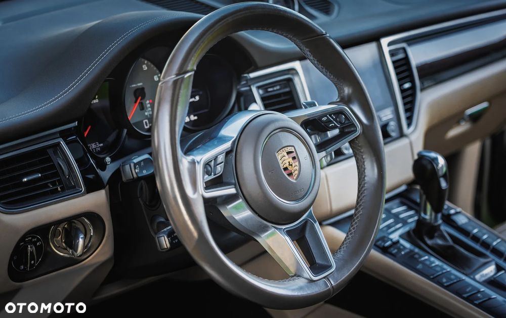 Porsche Macan - 13