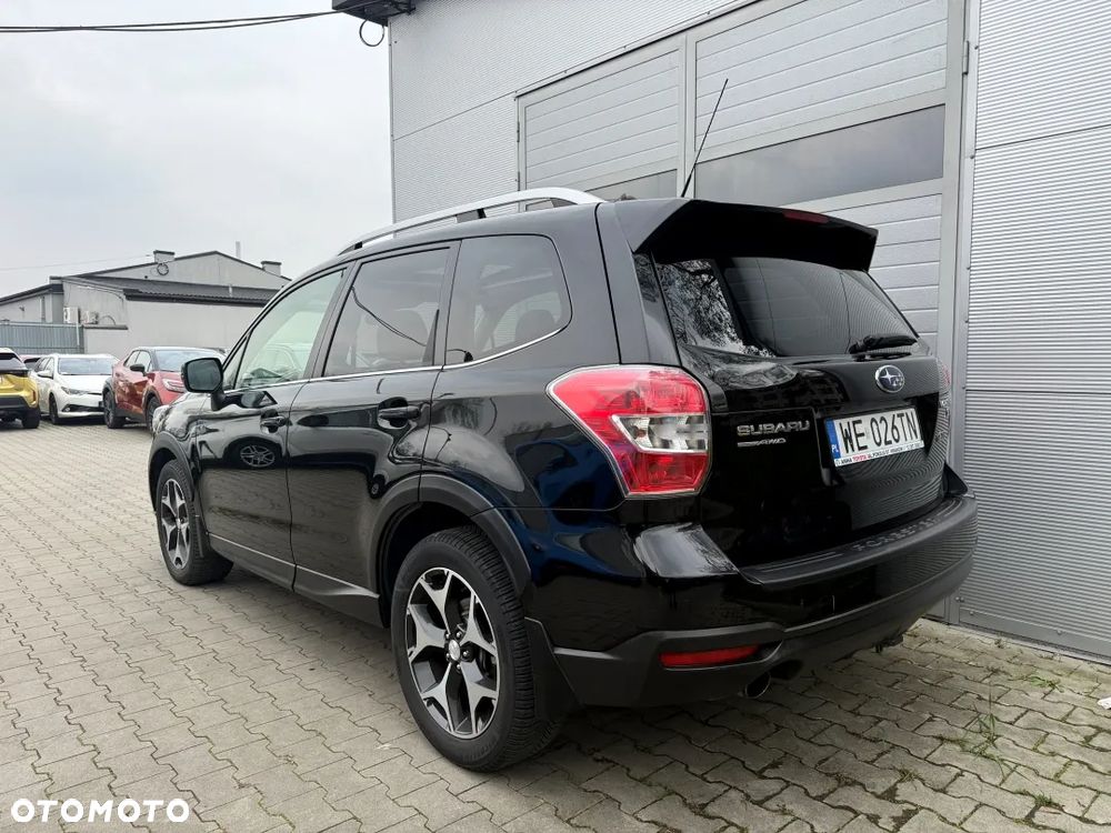 Subaru Forester 2.0XT Platinum Lineartronic - 6