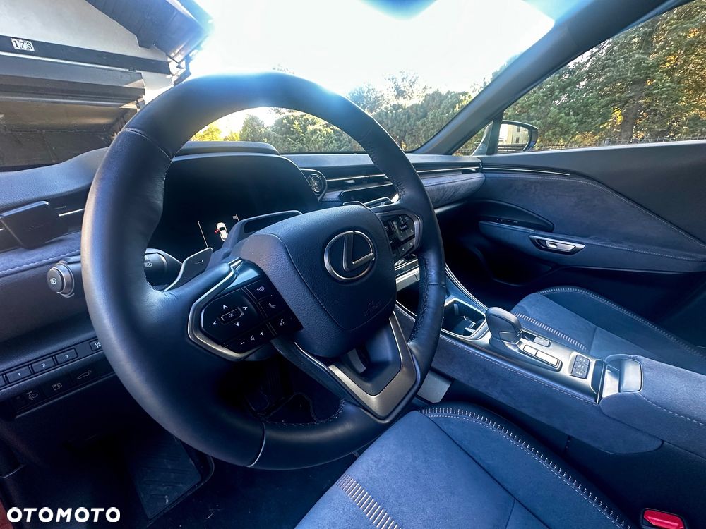 Lexus LBX 1.5 Hybrid Cool - 8