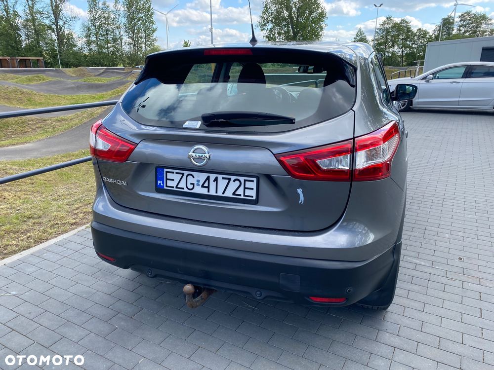 Nissan Qashqai 1.6 DCi Xtronic ACENTA - 9
