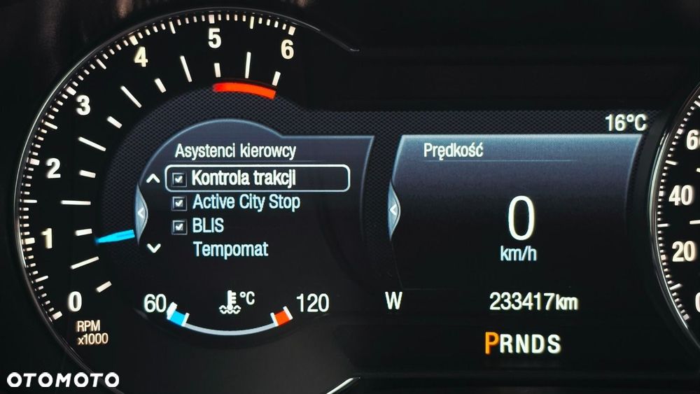 Ford Mondeo - 23