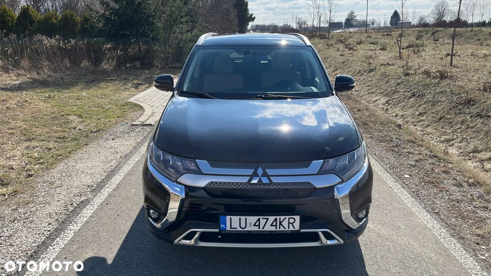 Mitsubishi Outlander 2.0 Intense + Navi 4WD CVT - 1