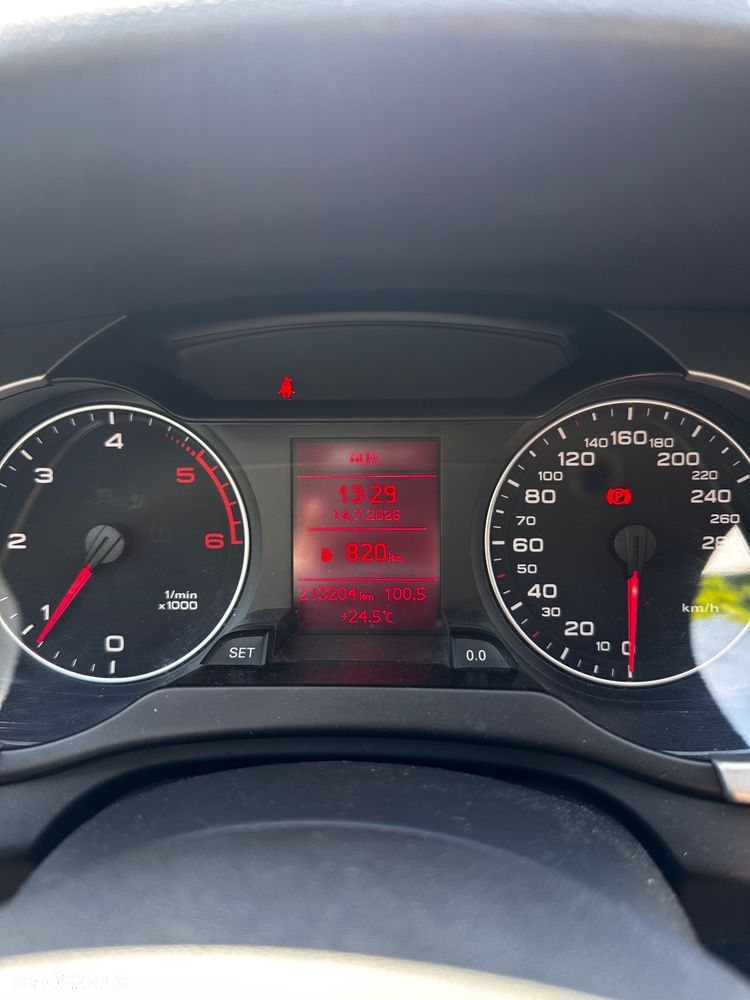 Audi A4 Avant 2.0 TDI DPF Ambiente - 12