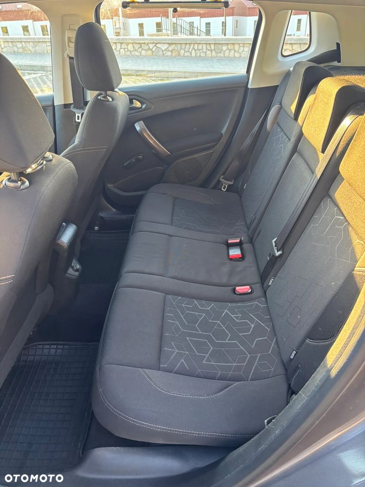 Peugeot 2008 e-HDi FAP 92 ETG6 STOP & START Allure - 6