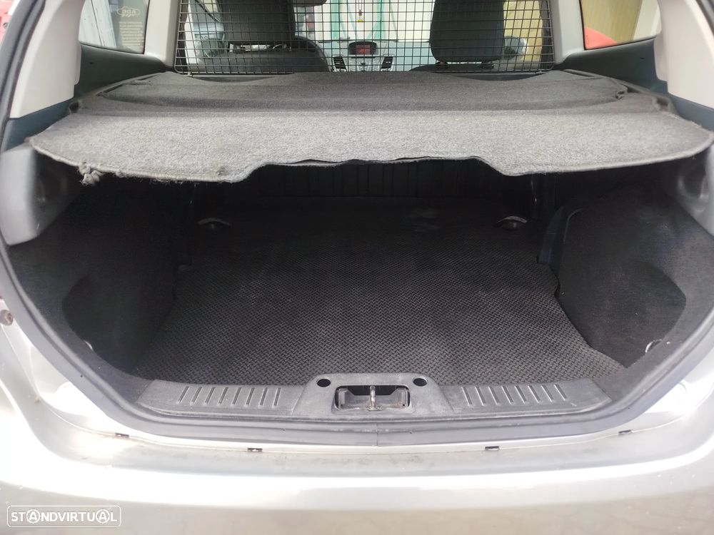 Ford Fiesta 1.4 TDCI Titanium - 6