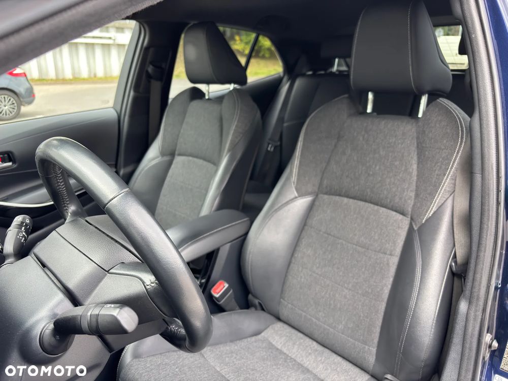 Toyota Corolla 1.8 Hybrid Executive - 15