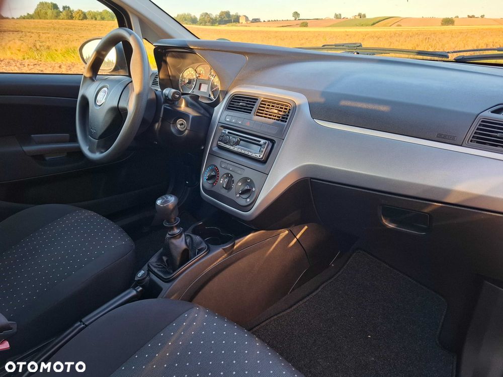 Fiat Grande Punto - 8