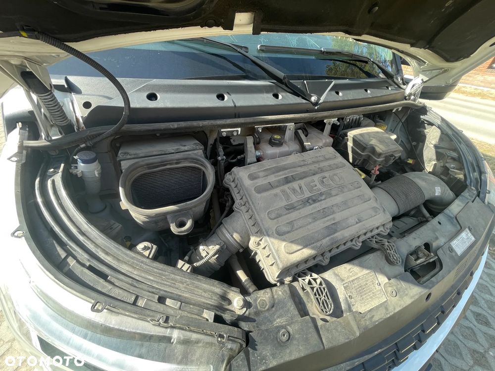 Iveco DAILY 35S18 3.0 180KM Salon Polska 2021 WINDA 90000 netto - 7