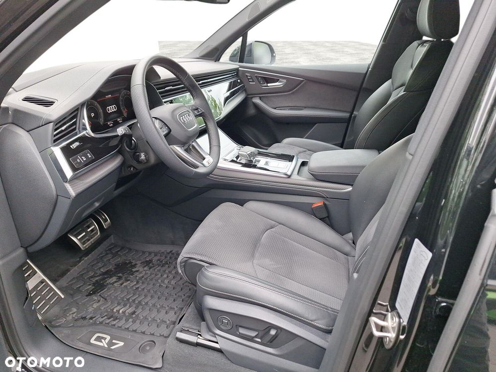 Audi Q7 - 11
