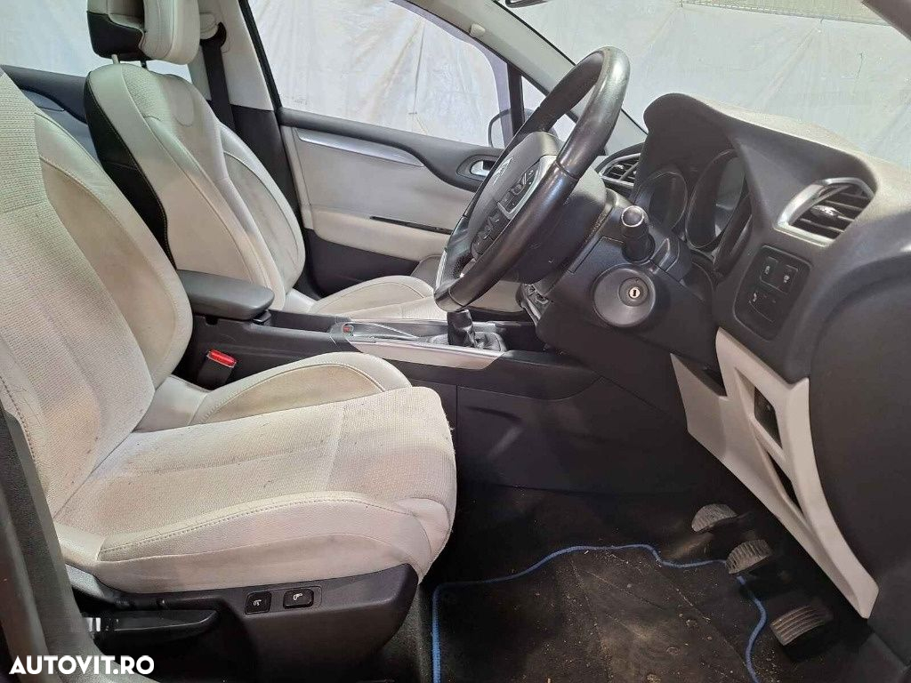 Galerie admisie Citroen C4 2010 HATCHBACK 1.6i 5F0 - 8