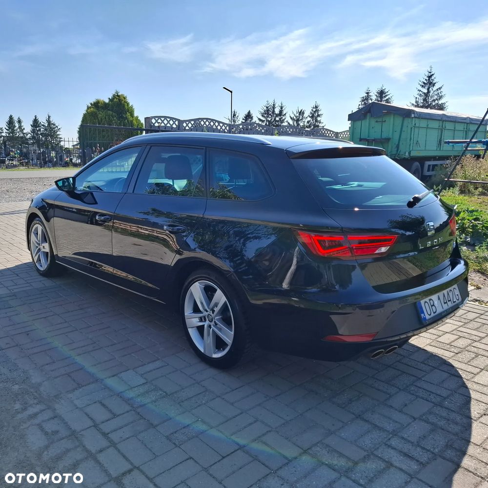 Seat Leon 1.5 EcoTSI Evo FR Black S&S DSG - 4