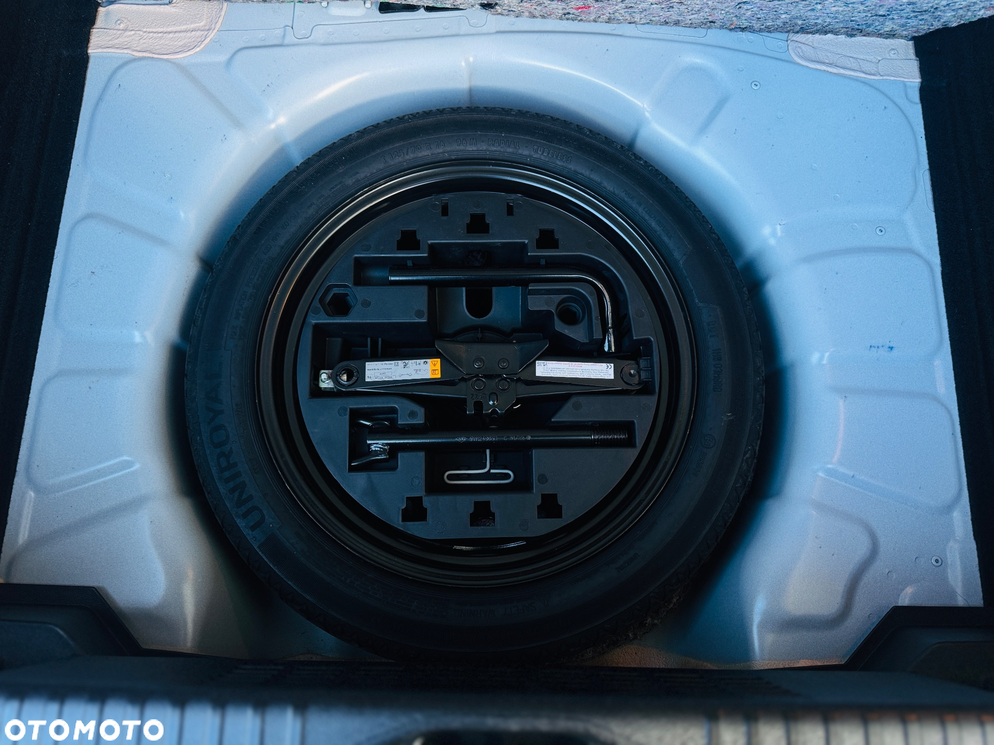 Renault Clio BLUE dCi 100 BUSINESS EDITION - 22