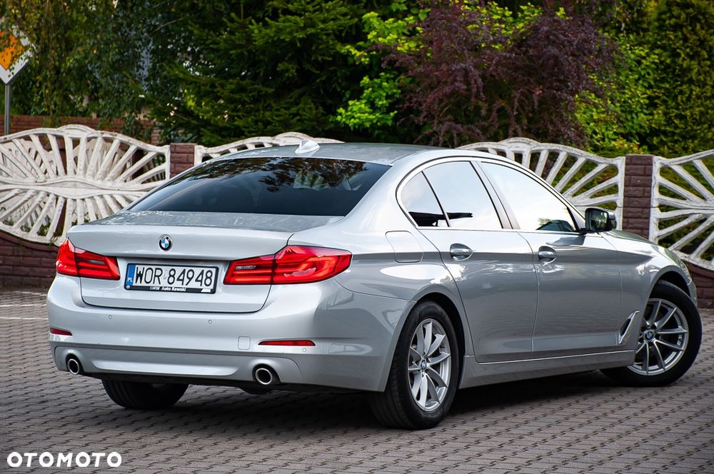 BMW Seria 5 520d Luxury Line - 18