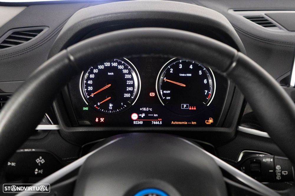 BMW X2 25 e xDrive GoldPlay - 29