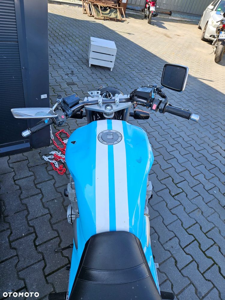Yamaha XJR - 5