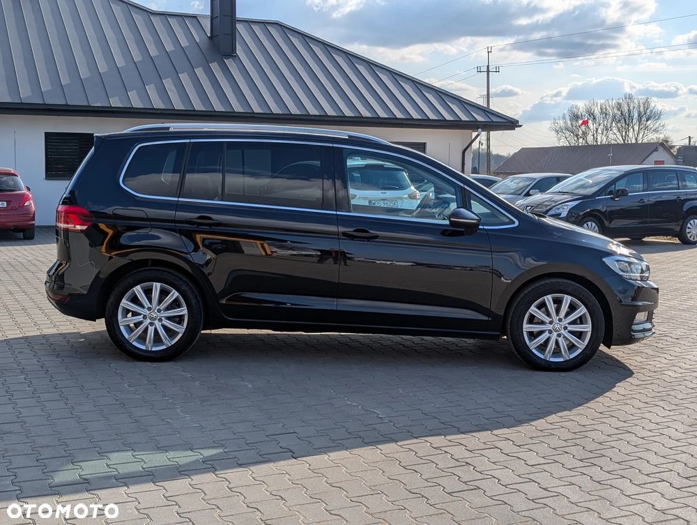 Volkswagen Touran 1.8 TSI (BlueMotion Technology) DSG Highline - 17