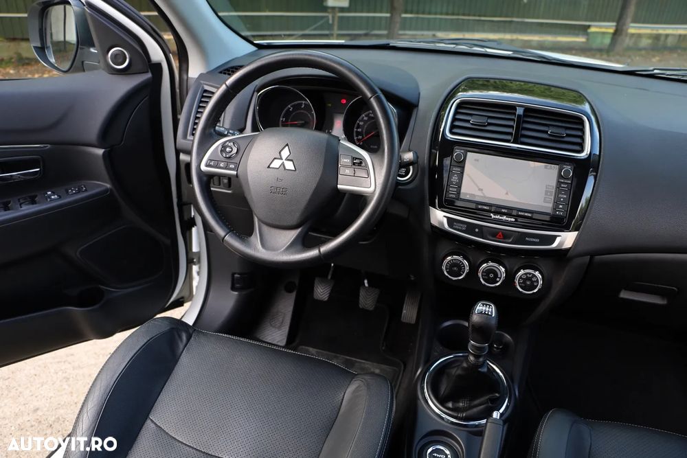 Mitsubishi ASX 1.8 DI-D 4WD Instyle - 11