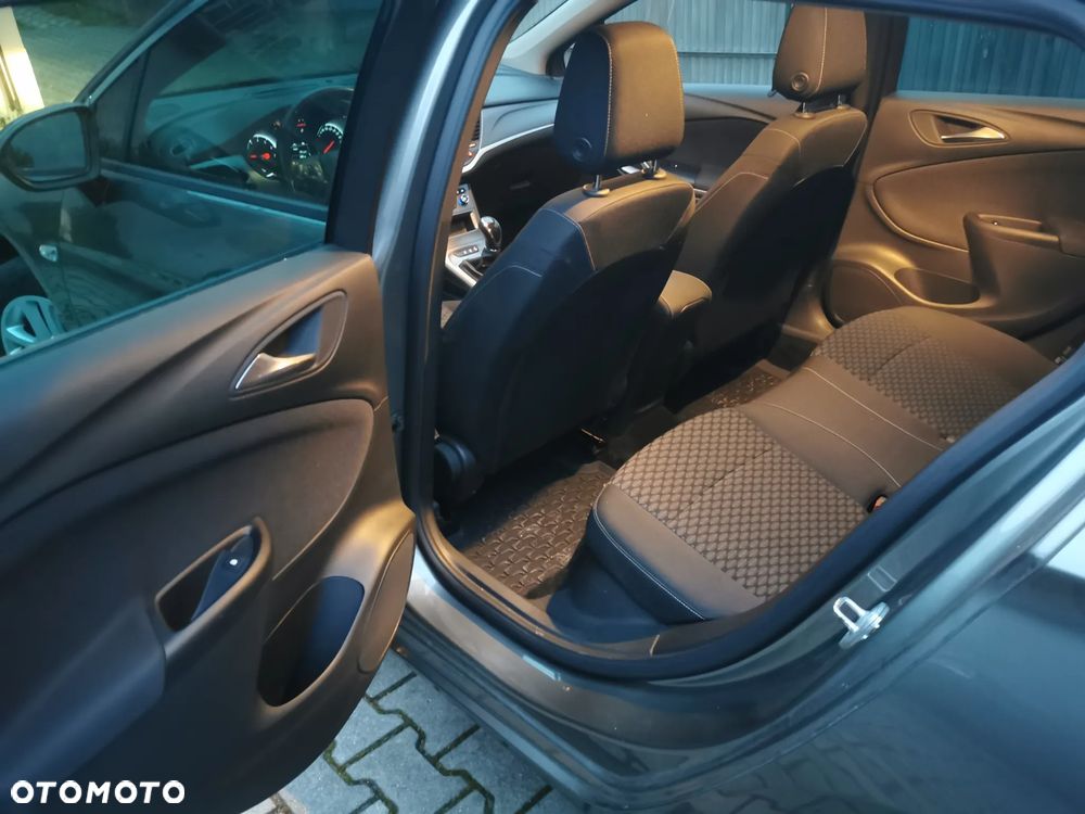 Opel Astra 1.4 T GPF Dynamic S&S - 15