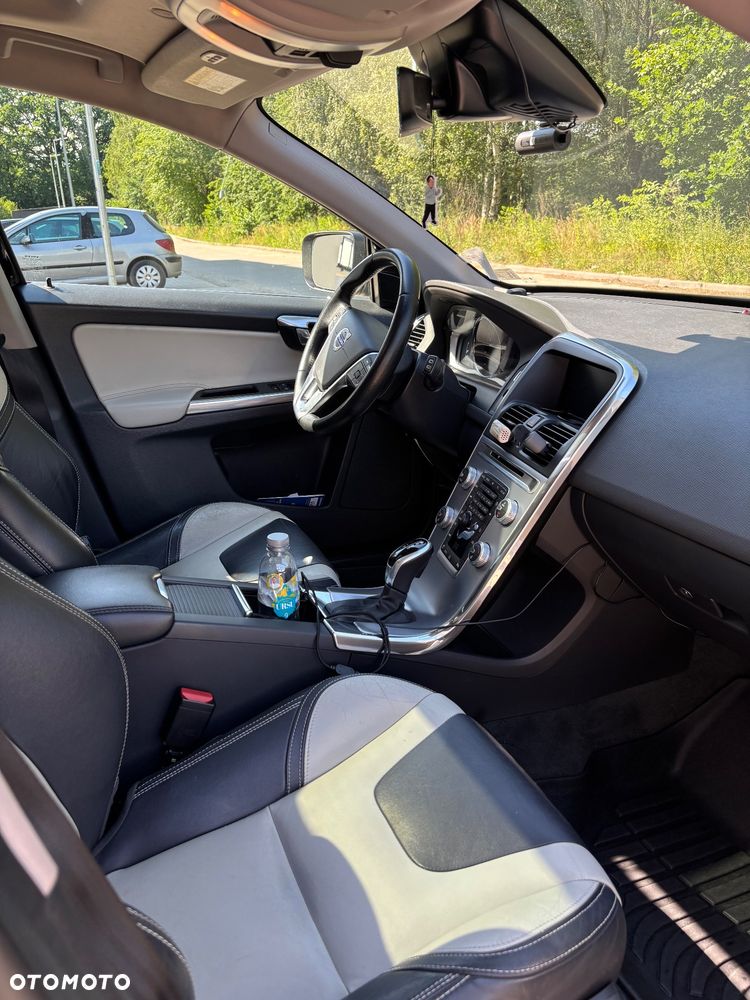 Volvo XC 60 T6 AWD Drive-E Summum - 10