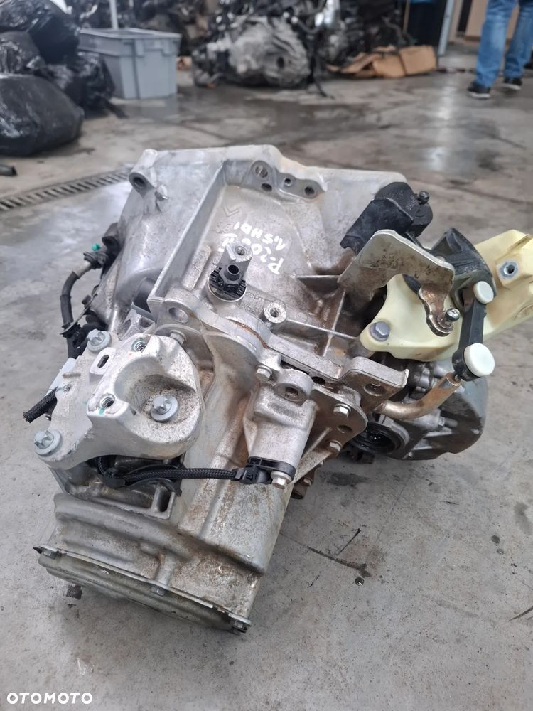 Peugeot 208 II skrzynia biegów 9811243810 - 4
