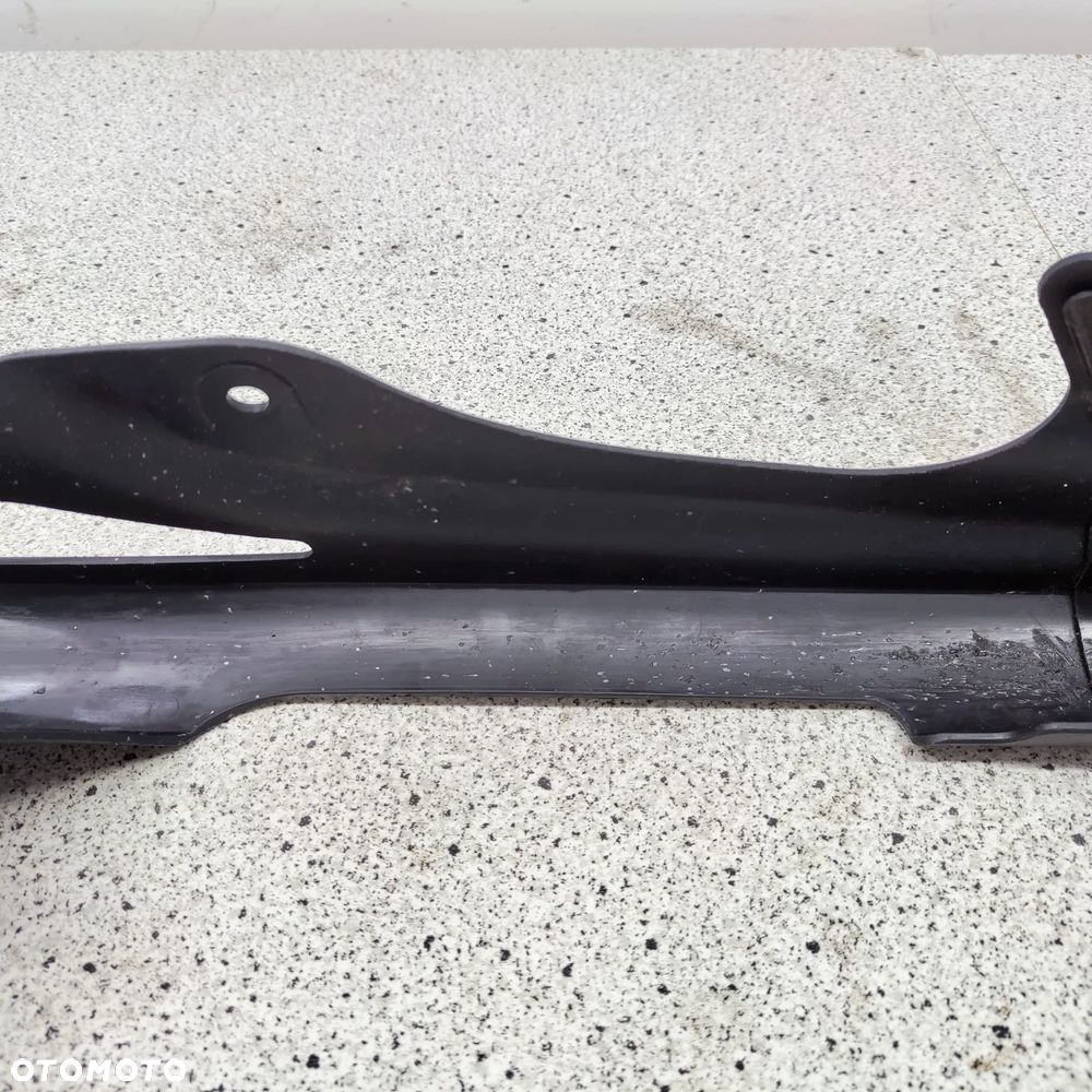 Osłona łańcucha Suzuki Gladisu 650 - 12