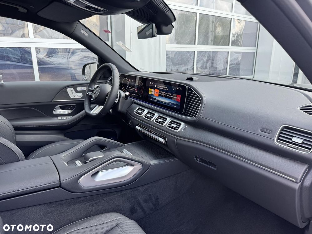 Mercedes-Benz GLS - 19