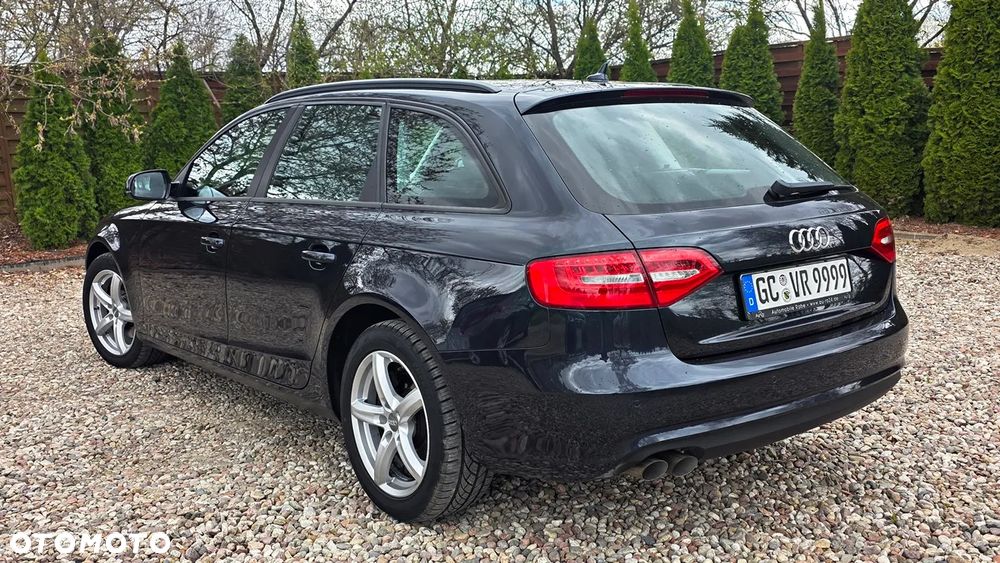 Audi A4 Avant - 10