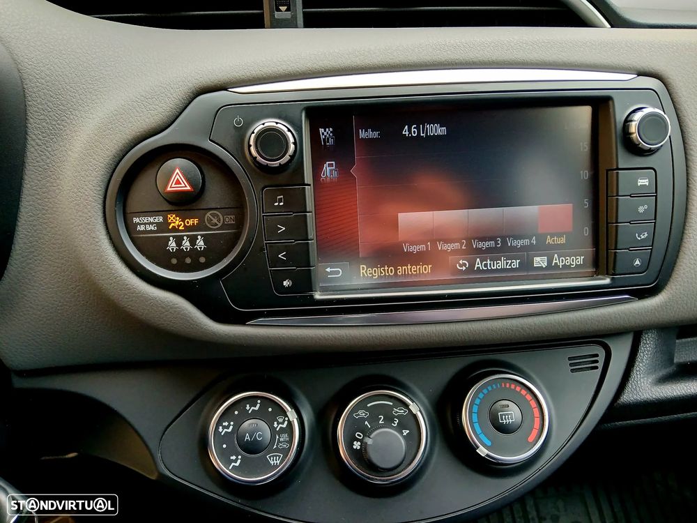 Toyota Yaris 1.4 D-4D Comfort+P.Style - 14
