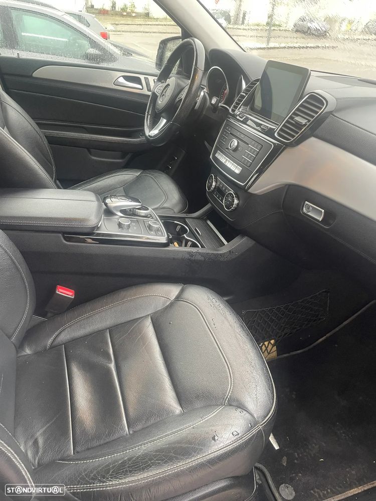 Mercedes-Benz GLS 350 d 4-Matic - 18