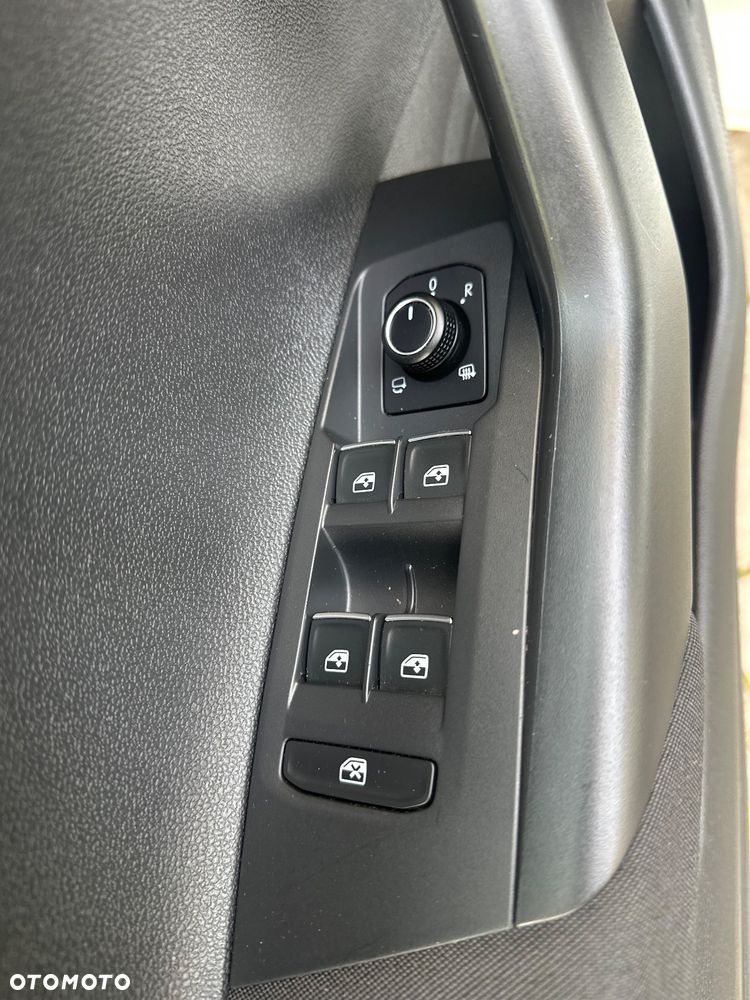 Volkswagen Polo 1.6 TDI SCR Comfortline - 26