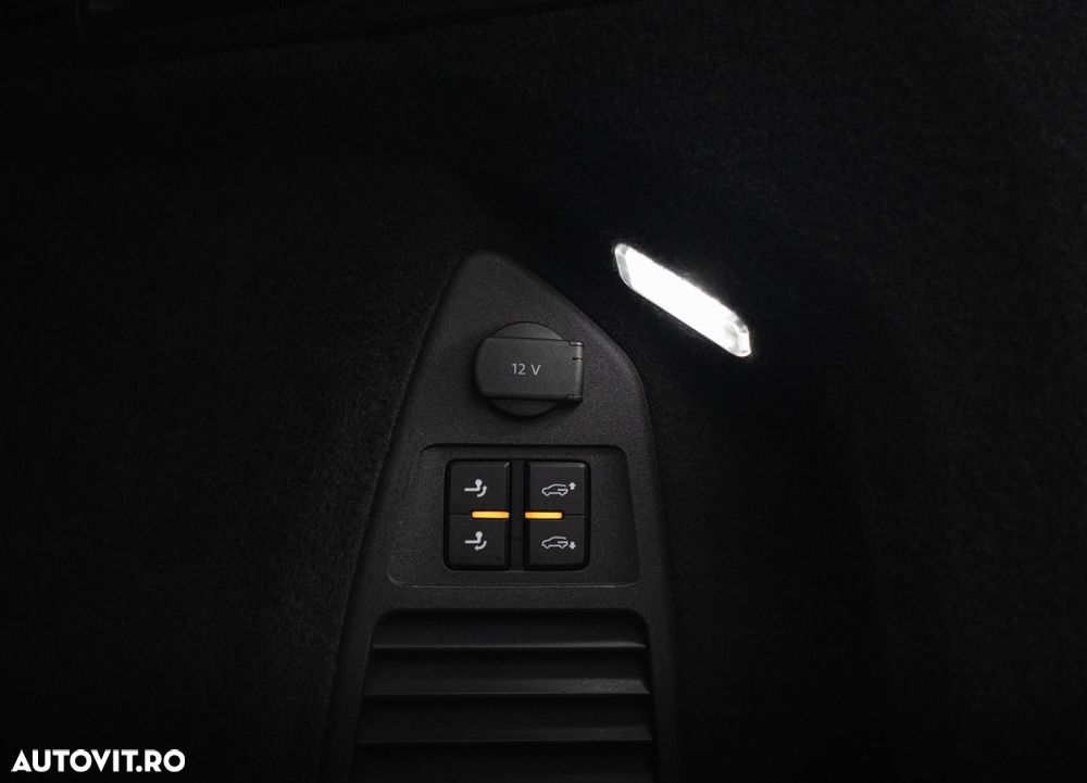 Volkswagen Touareg V6 TDI SCR 4Motion Aut. R-Line FINAL EDITION - 26